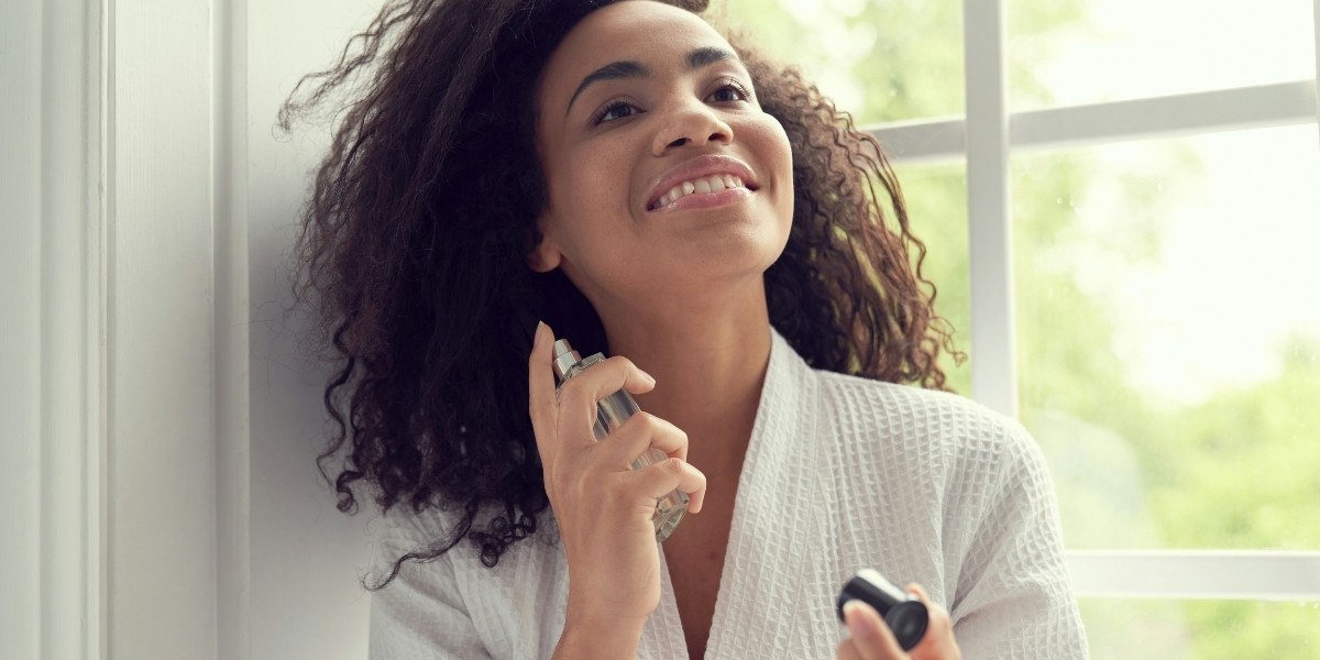 How to Master Perfume Layering for Unique Fragrances